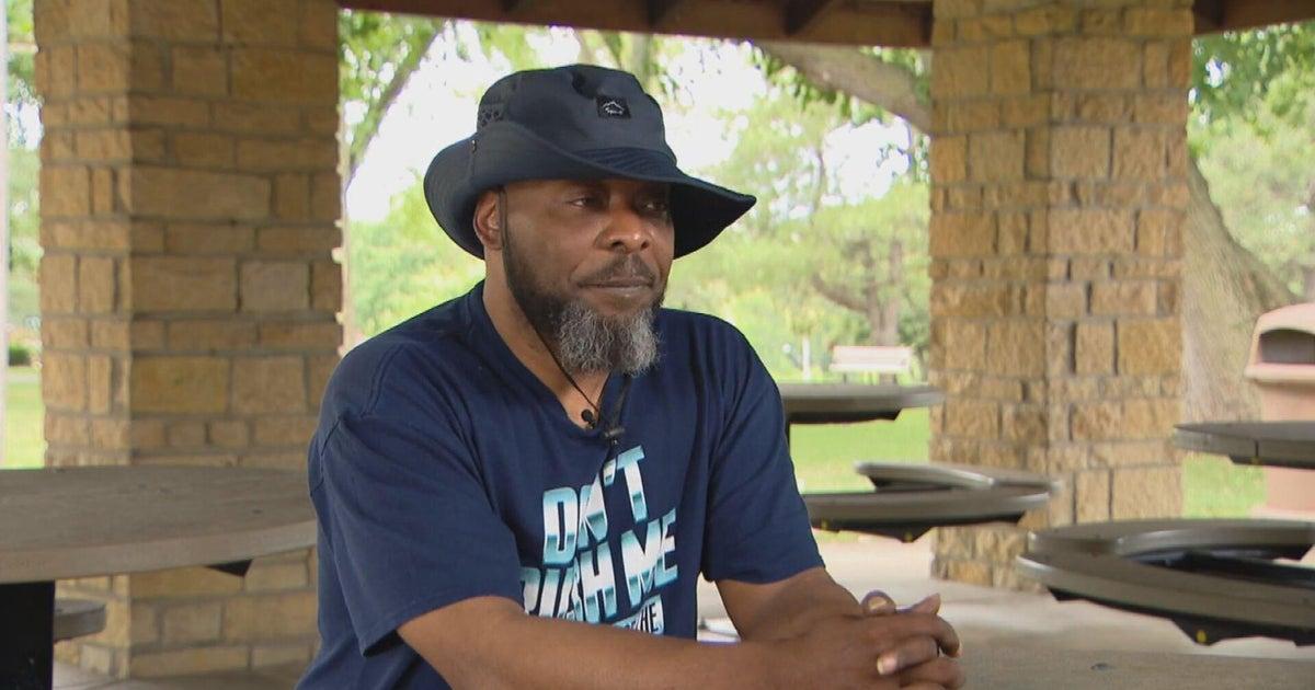 Foster father wrongly listed on a sex-offender registry